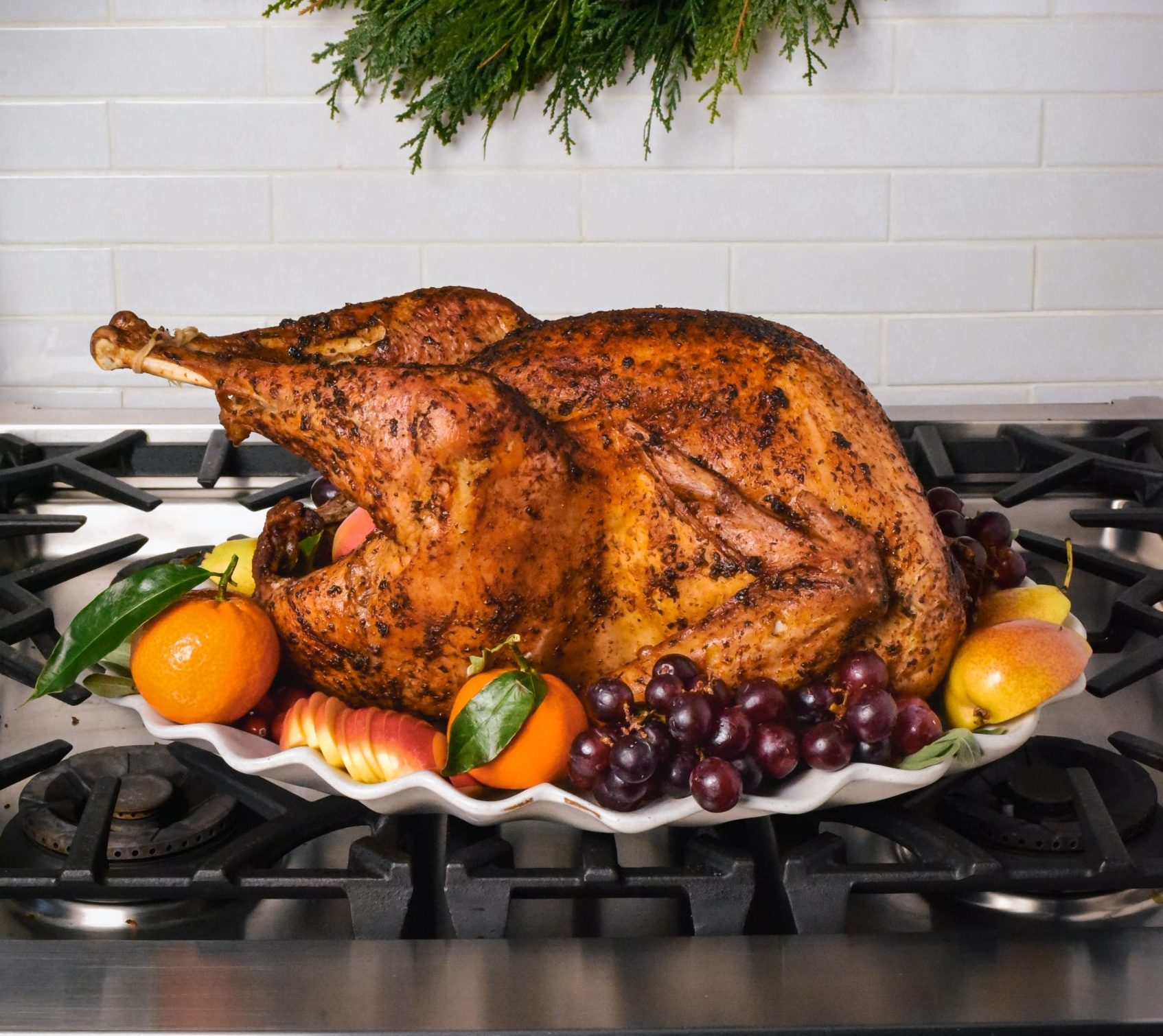 Garlic and Herb Turkey with Roasted Vegetables – Ontario Turkey